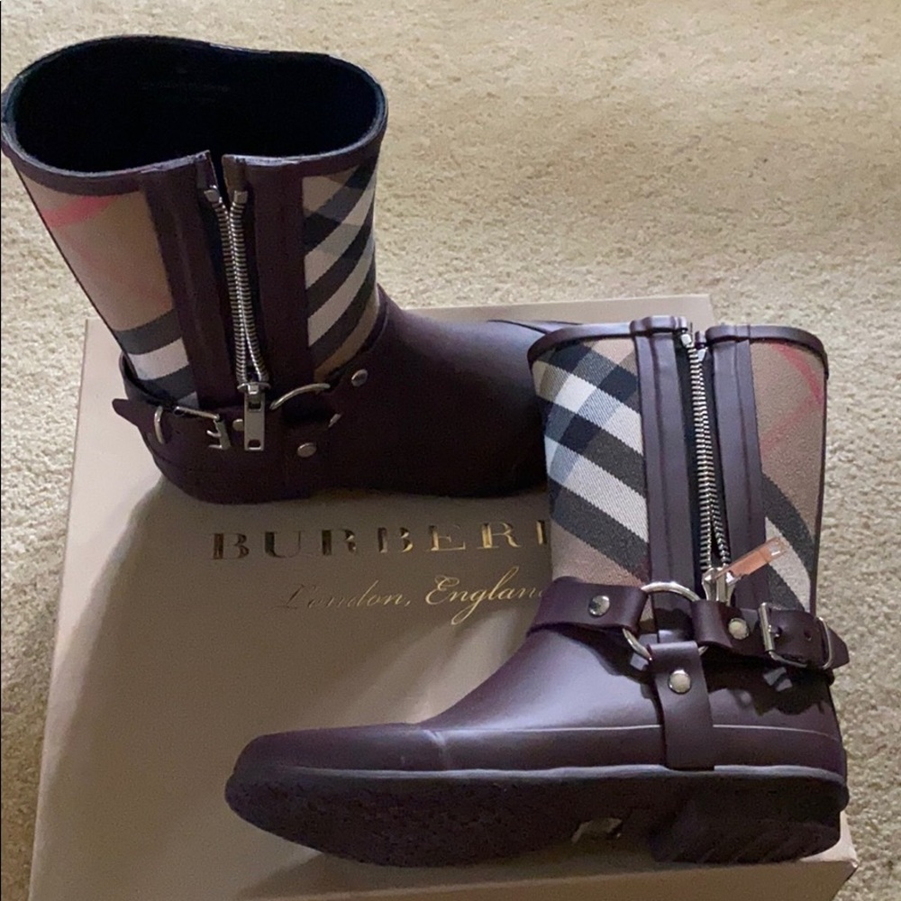 Burberry rain boots